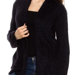 Soft Fuzzy Cardigan sweater - Black